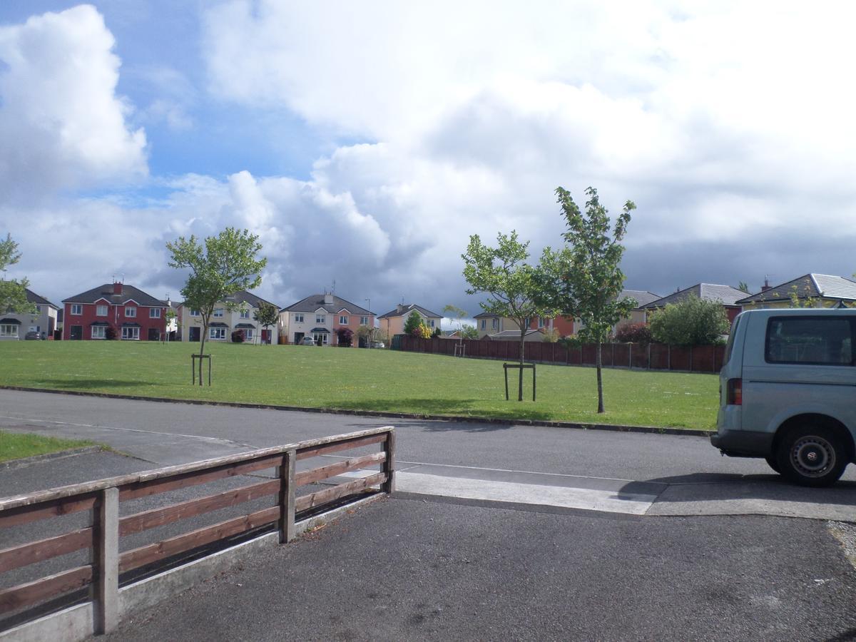 Apple Guest House Loughrea Exterior photo